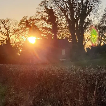 Roosecote Guest house 3*